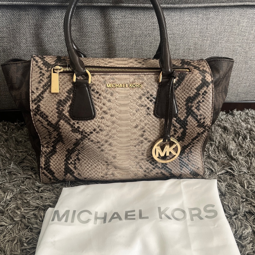 Michael Kors Snake Print/Monogram